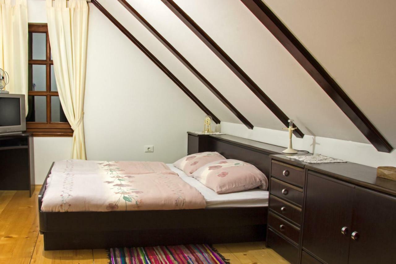 Vila Snjeguljica Goraci Экстерьер фото