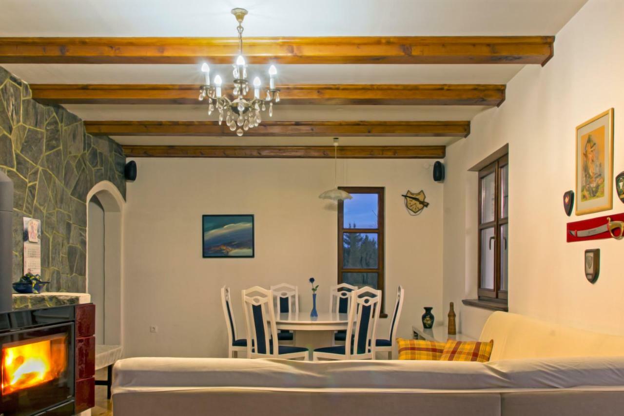 Vila Snjeguljica Goraci Экстерьер фото